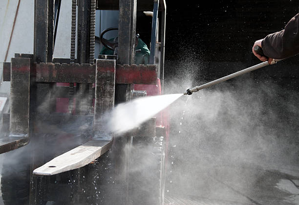 Best Pressure Washing Patio  in Weyauwega, WI